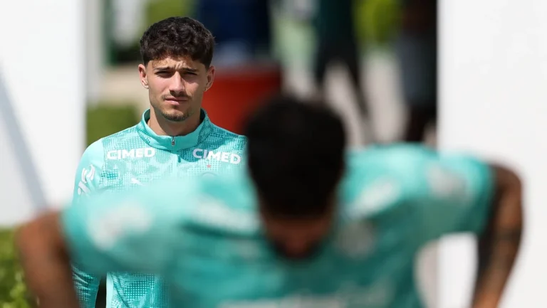 Uruguai convoca Emiliano Martínez após corte de Valverde por lesão