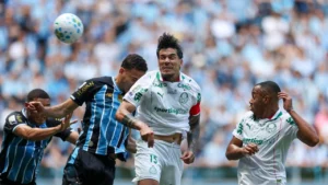 Grêmio perde para o Palmeiras e vice reclama da arbitragem no Brasileirão