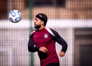 Corinthians fecha preparação para duelo com Estudiantes na Libertadores