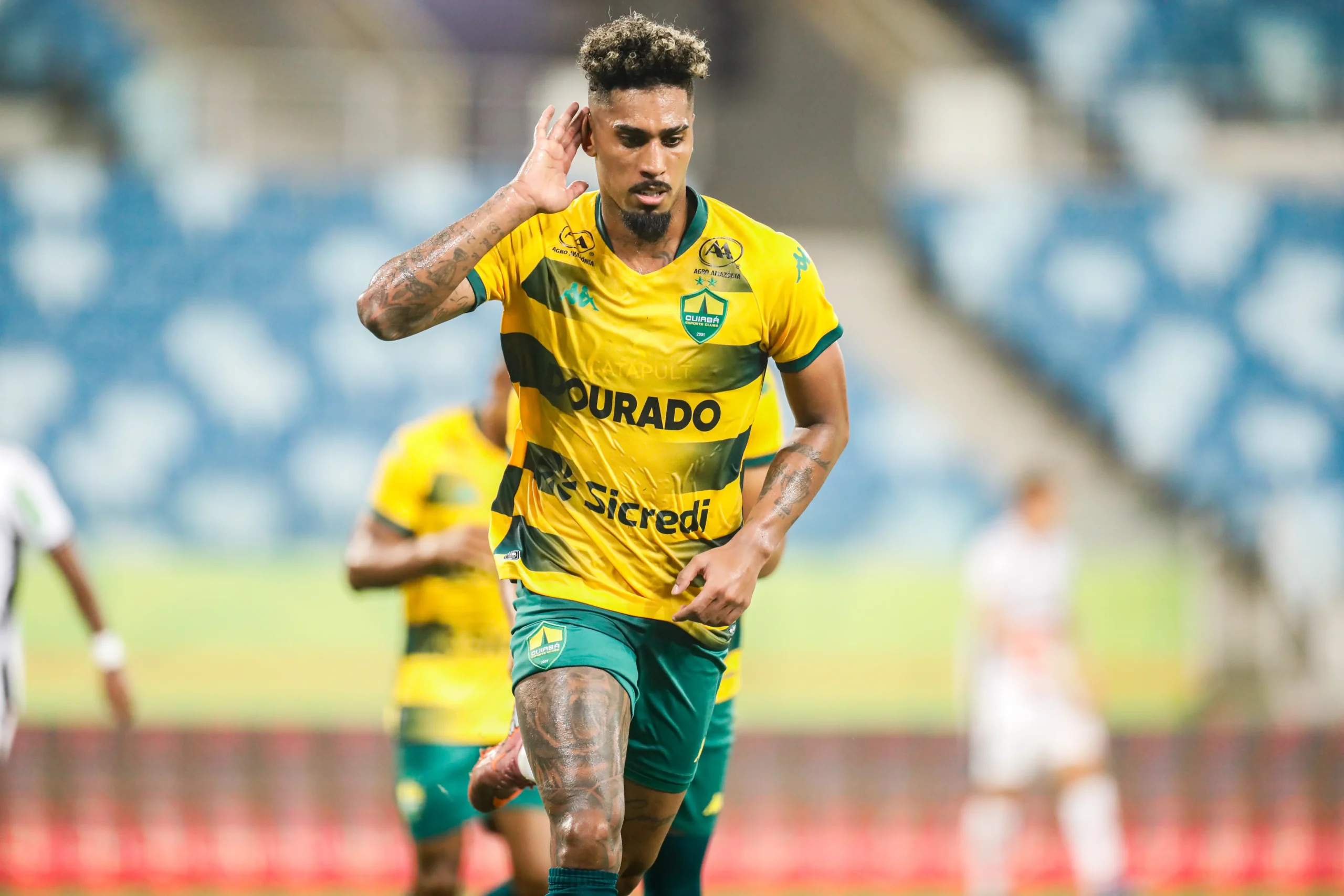 Cuiabá vence o Athletic e encurta distância para o G6 da Série B