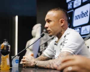 Cebolinha explica contrato curto com o Santos após recusar proposta do Botafogo