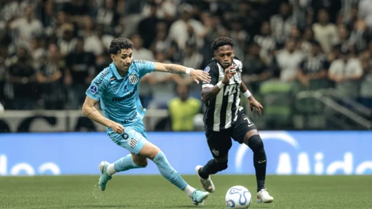 Atlético-MG elimina o Santos nos pênaltis e avança à semifinal da Sul-Americana
