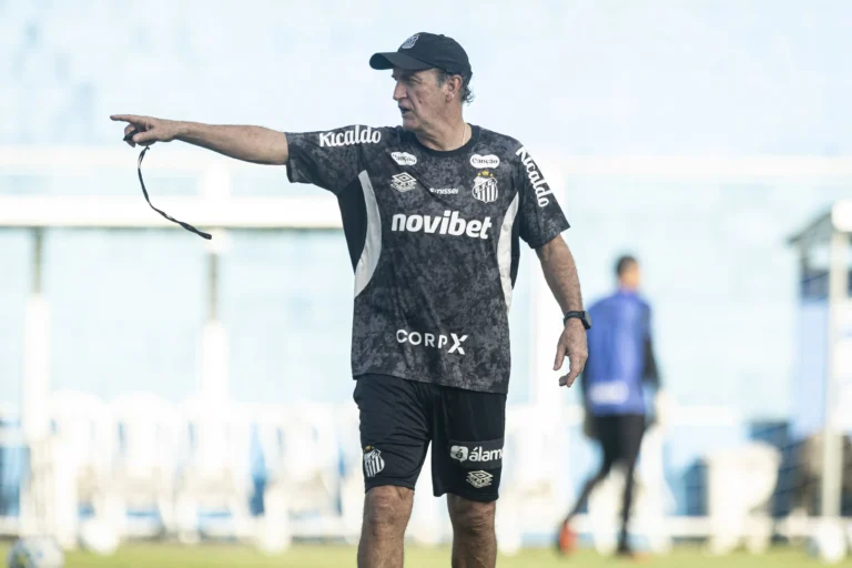 Desfalcado, Santos encerra preparação para enfrentar o Remo pelo Brasileirão