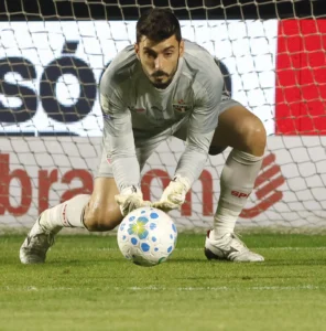 Rafael valoriza torcida do São Paulo após protesto no Morumbis