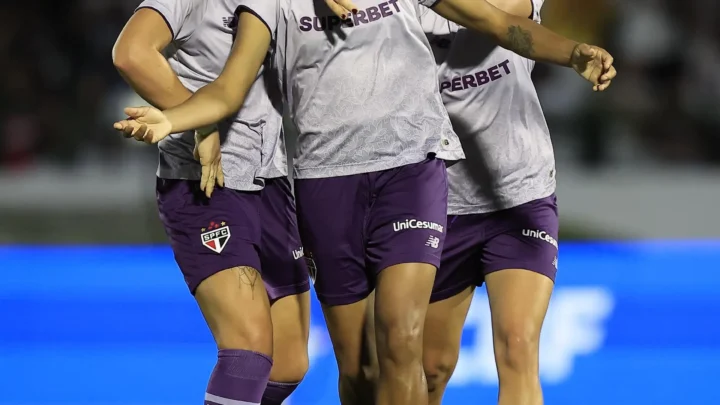 São Paulo vence o Flamengo e está na final do Brasileirão Feminino