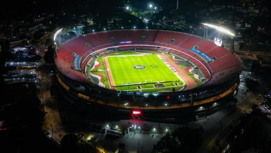 São Paulo x Internacional: veja escalações, horário e onde assistir pelo Brasileirão