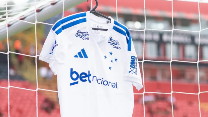 Vitória e Cruzeiro se enfrentam pela 28ª rodada do Brasileirão no Barradão