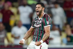 Memphis pede desculpas por pênalti perdido e chama eliminação de maior decepção da carreira