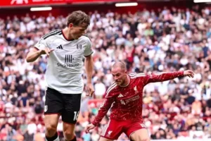Liverpool empata sem gols com Fulham e segue sem vencer em Anfield