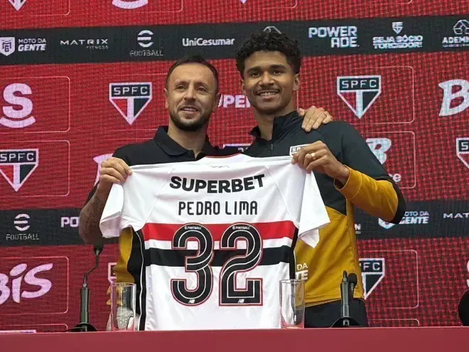 Pedro Lima celebra sonho realizado ao chegar ao São Paulo após recusa na base
