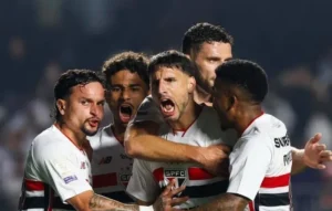 São Paulo vence o Internacional por 1 a 0 e mantém rival no Z-4 do Brasileirão