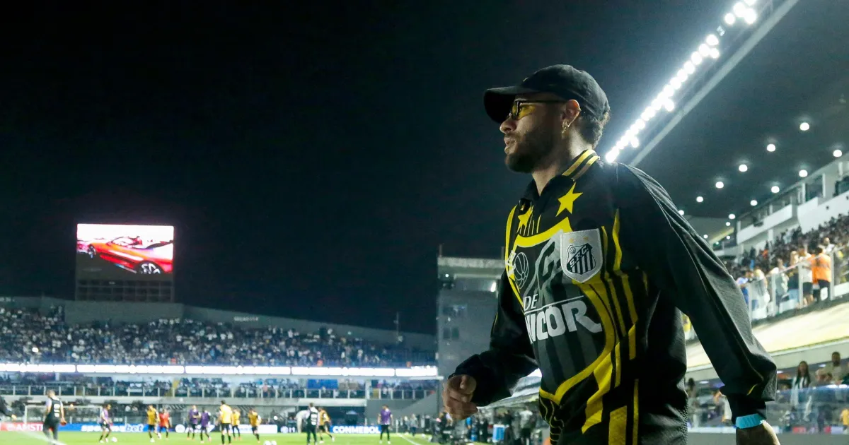 Neymar provoca torcedores do Atlético-MG durante vitória do Santos
