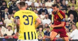 Fenerbahçe e Roma empatam na estreia da Champions League