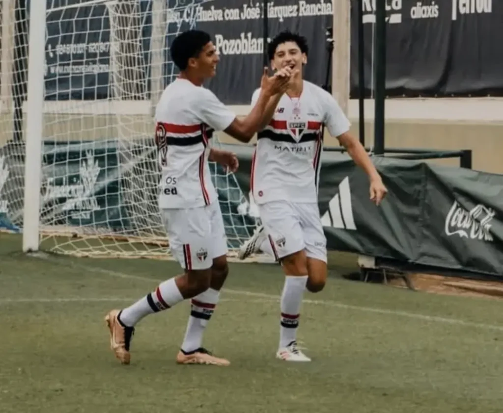 Brenno Junqueira termina Mundial Juvenil como artilheiro do São Paulo