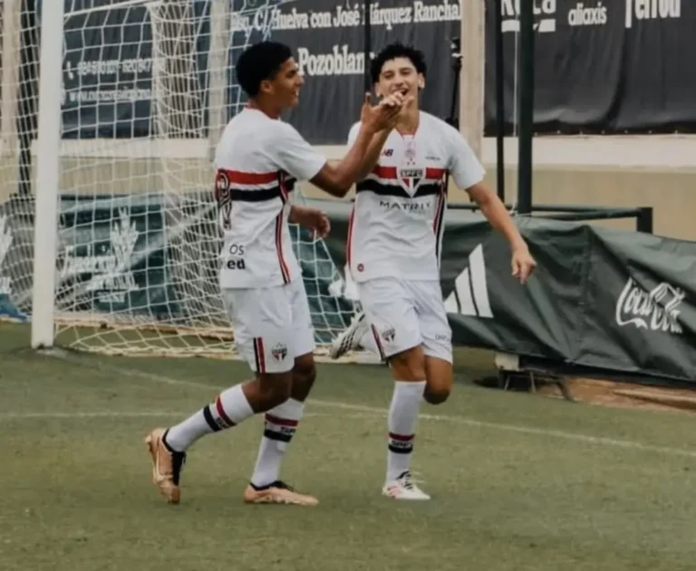 Brenno Junqueira termina Mundial Juvenil como artilheiro do São Paulo