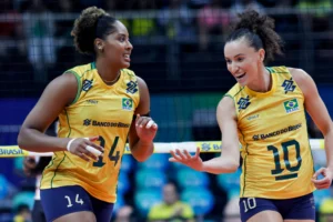Brasil vence a Colômbia e assume liderança do Sul-Americano de vôlei