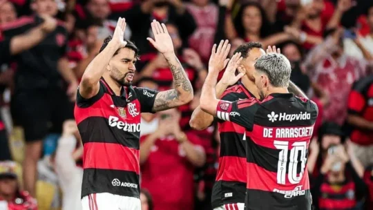 Bruno Henrique decide para o Flamengo e valoriza compromisso com o clube