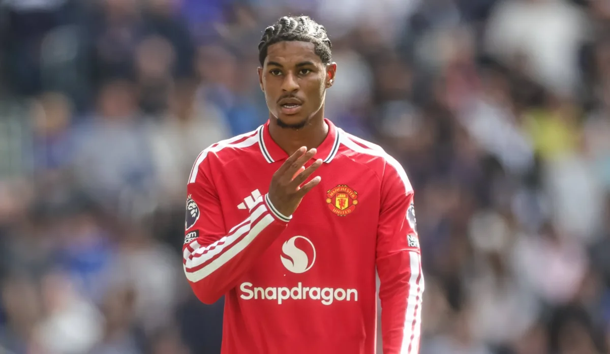 Rashford e Shaw se destacam pela esquerda do Manchester United no empate com Everton