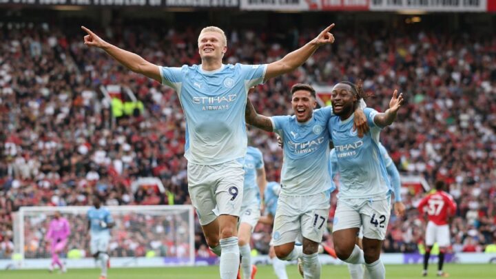 Manchester City vence clássico mesmo com um jogador a menos no Old Trafford