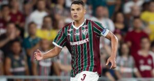 Thiago Silva critica renovação de Ancelotti na Seleção