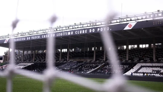 Justiça autoriza venda de 90% da SAF do Vasco e empréstimo de até R$ 150 milhões