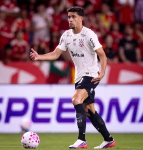 Gabriel Paulista defende Diniz após demissão do Corinthians: “Menos culpado”