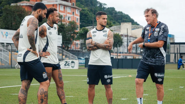 Santos intensifica treinos com titulares antes de enfrentar o Bahia