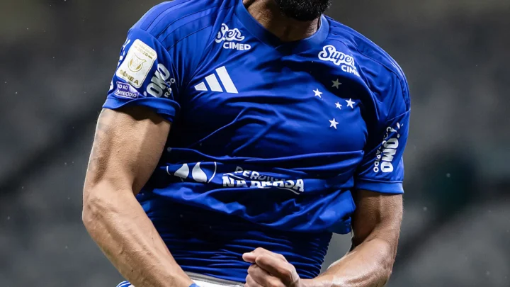 Cruzeiro vence o Remo no Mineirão e assume provisoriamente o terceiro lugar