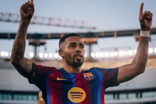 Barcelona goleia o Getafe com gol de Gabriel Jesus e mantém 100% em La Liga