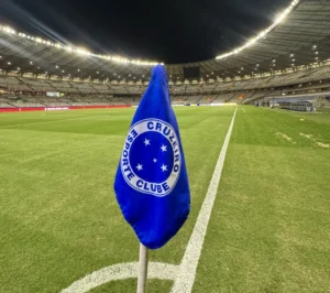 Cruzeiro e São Paulo se enfrentam pela 29ª rodada do Brasileirão no Mineirão