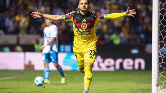 Raphael Veiga passará por cirurgia no ombro e fará recuperação no Palmeiras