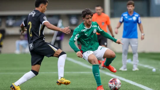 Palmeiras vence Atlético-MG, mas cai nas quartas do Brasileirão Sub-17