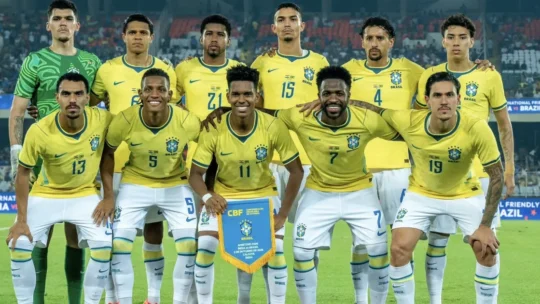 Brasil vence a Índia por 2 a 0 em amistoso em Calcutá