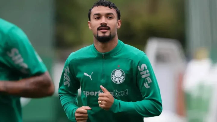 Jefté, do Palmeiras, testa positivo em exame antidoping e é suspenso provisoriamente