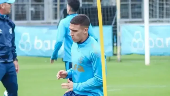Grêmio sofre transfer ban da Fifa por dívida envolvendo Monsalve