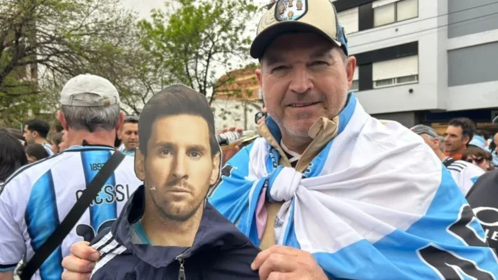 Messi se emociona em despedida da seleção argentina: “Dor muito grande”